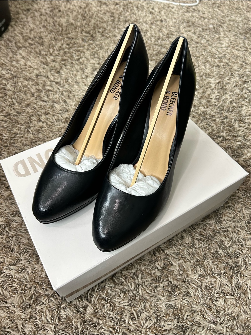 Bleecker & Bond Celeste Black Heels Sz 7 1/2 NIB